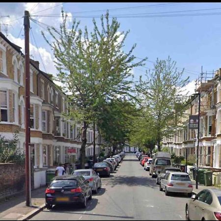 Jkhomestay London Eksteriør billede