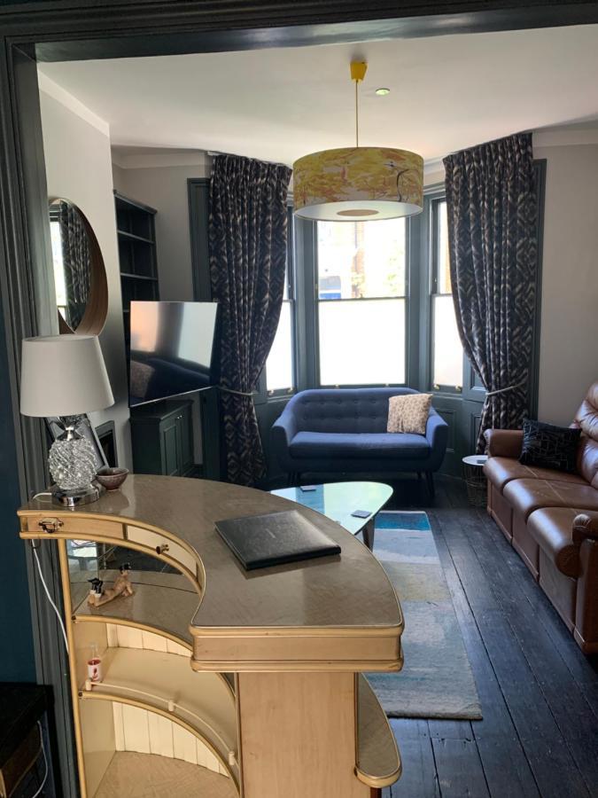 Jkhomestay London Eksteriør billede